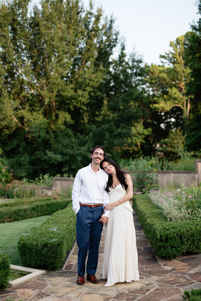 summer engagement photos at Philbrook Museum of Art in Tulsa