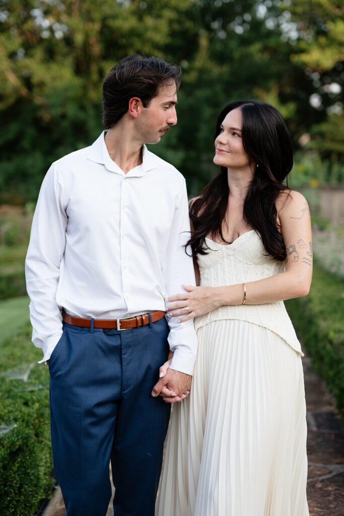 summer engagement photos at Philbrook Museum of Art in Tulsa